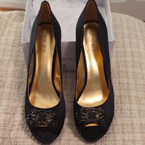 🎄BLACK FRIDAY WKD SALE 🎄Nine West Black Peep-Toe Heels